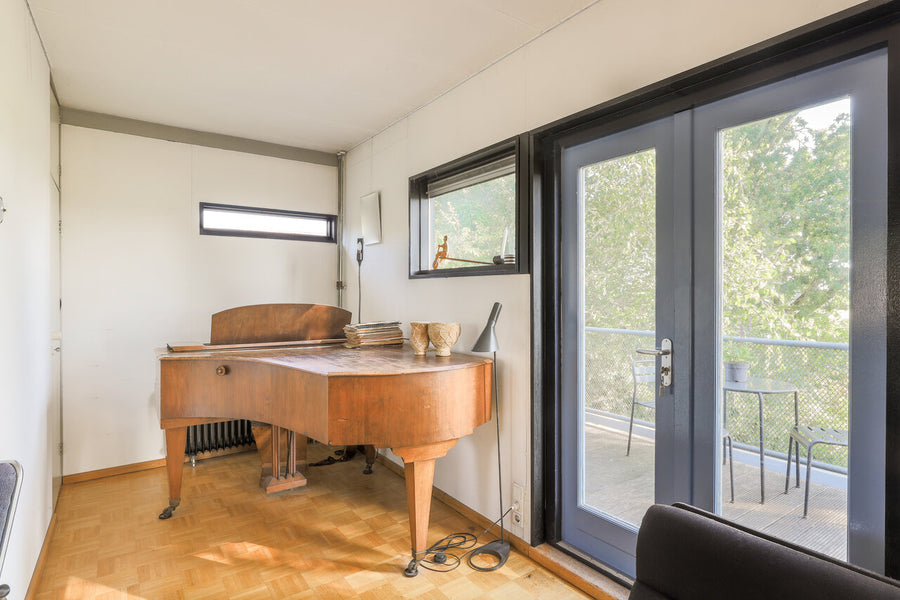 Crafting the Perfect Piano Room