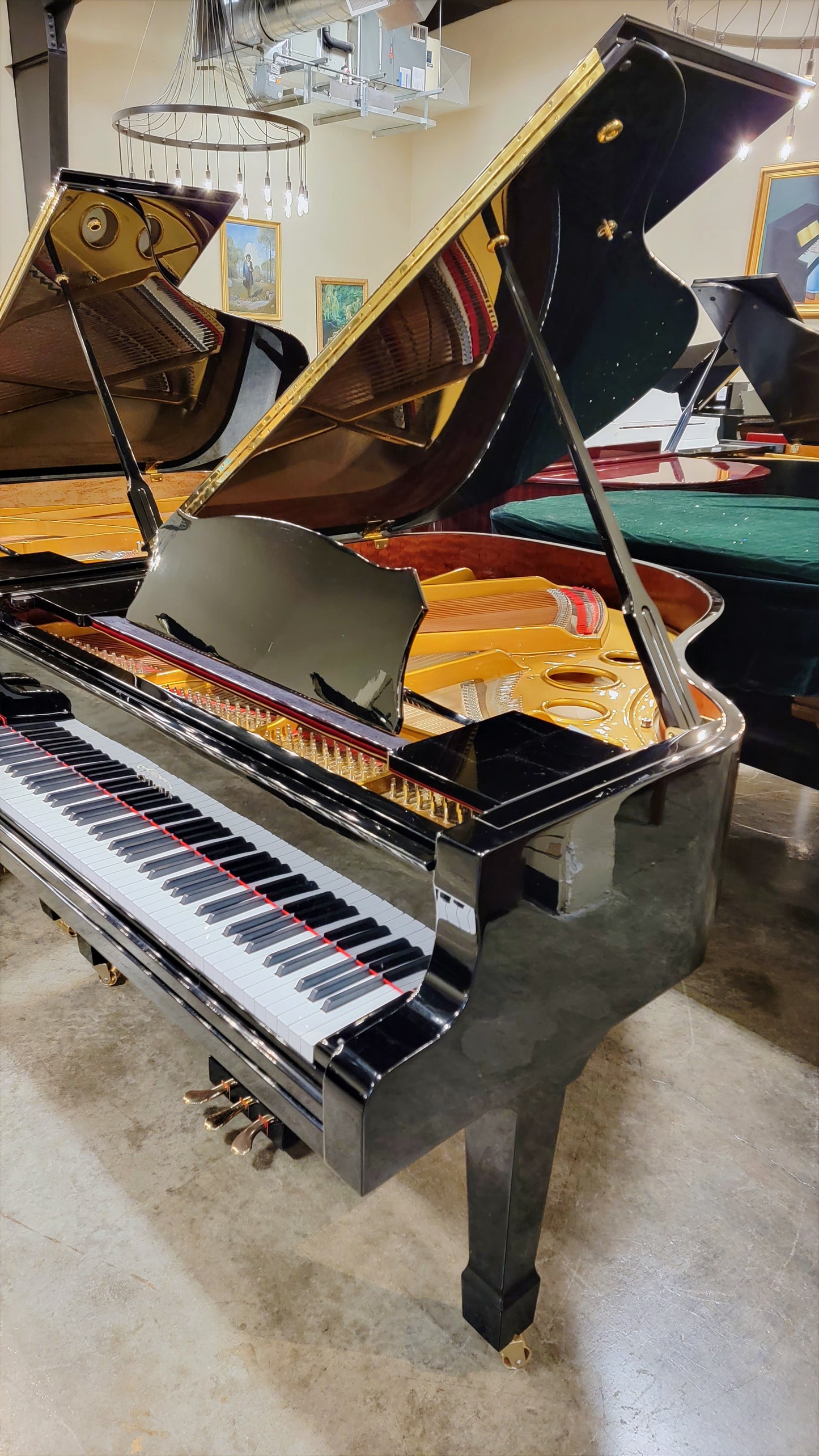 ESTONIA | 2006 | 168 | 5'6" | HIGH POLISH EBONY | $29,900