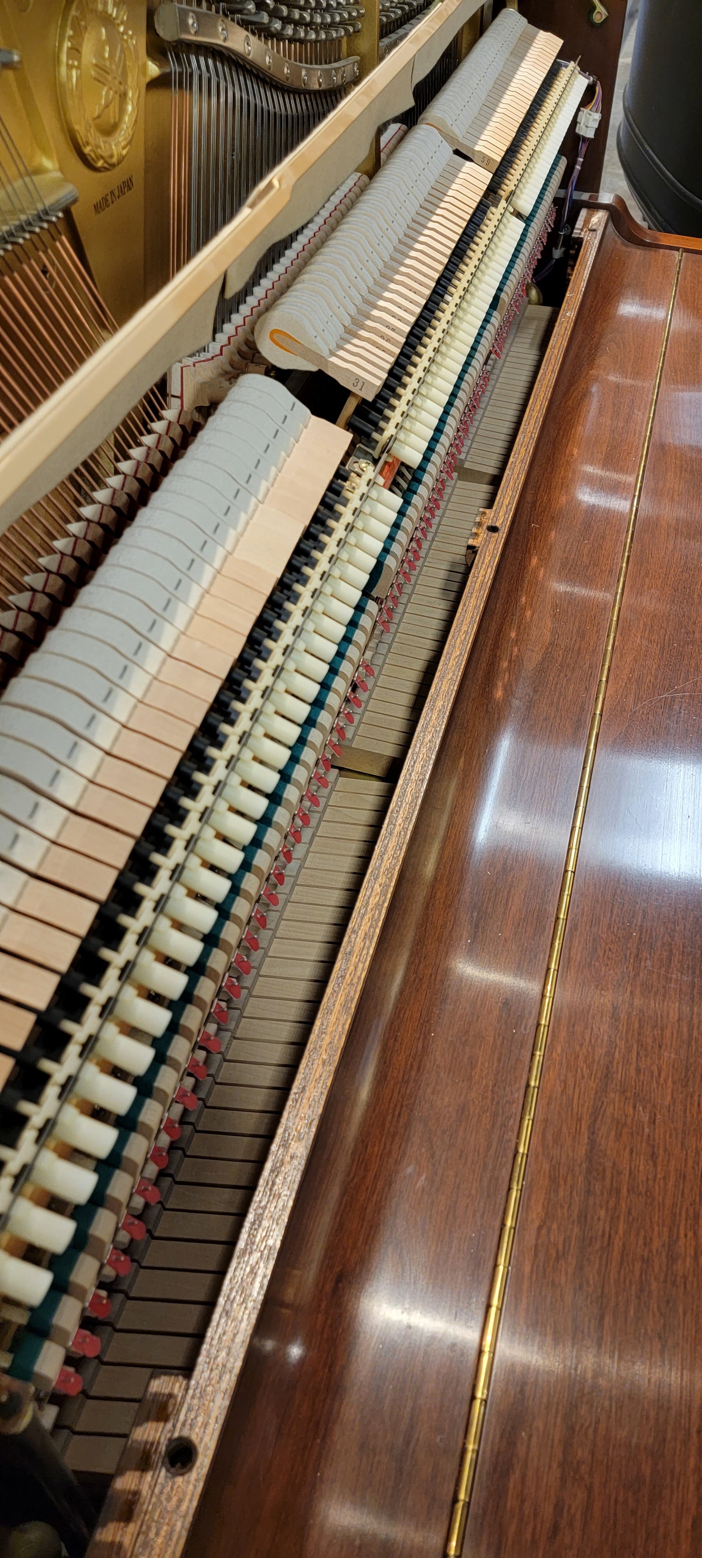 YAMAHA | 1990 | MX100 | 50" | SATIN WALNUT | $5,490