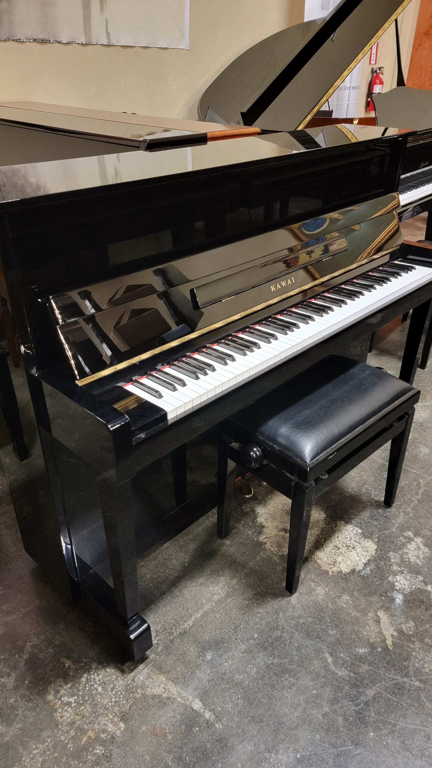 KAWAI | 1999 | CX5 | 44" | HIGH POLISH EBONY | $3,990