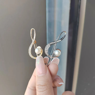 Simple Musical Pearl Brooch