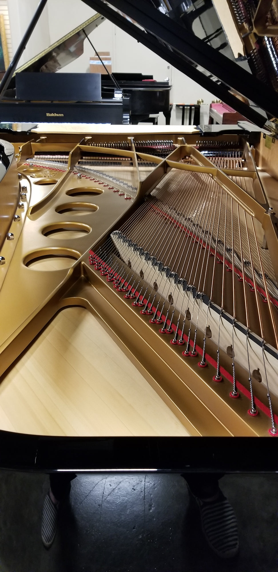 STEINGRAEBER | 2008 | E-272 9 FT CONCERT GRAND PIANO | CUSTOM HIGH POLISH EBONY | $119,000